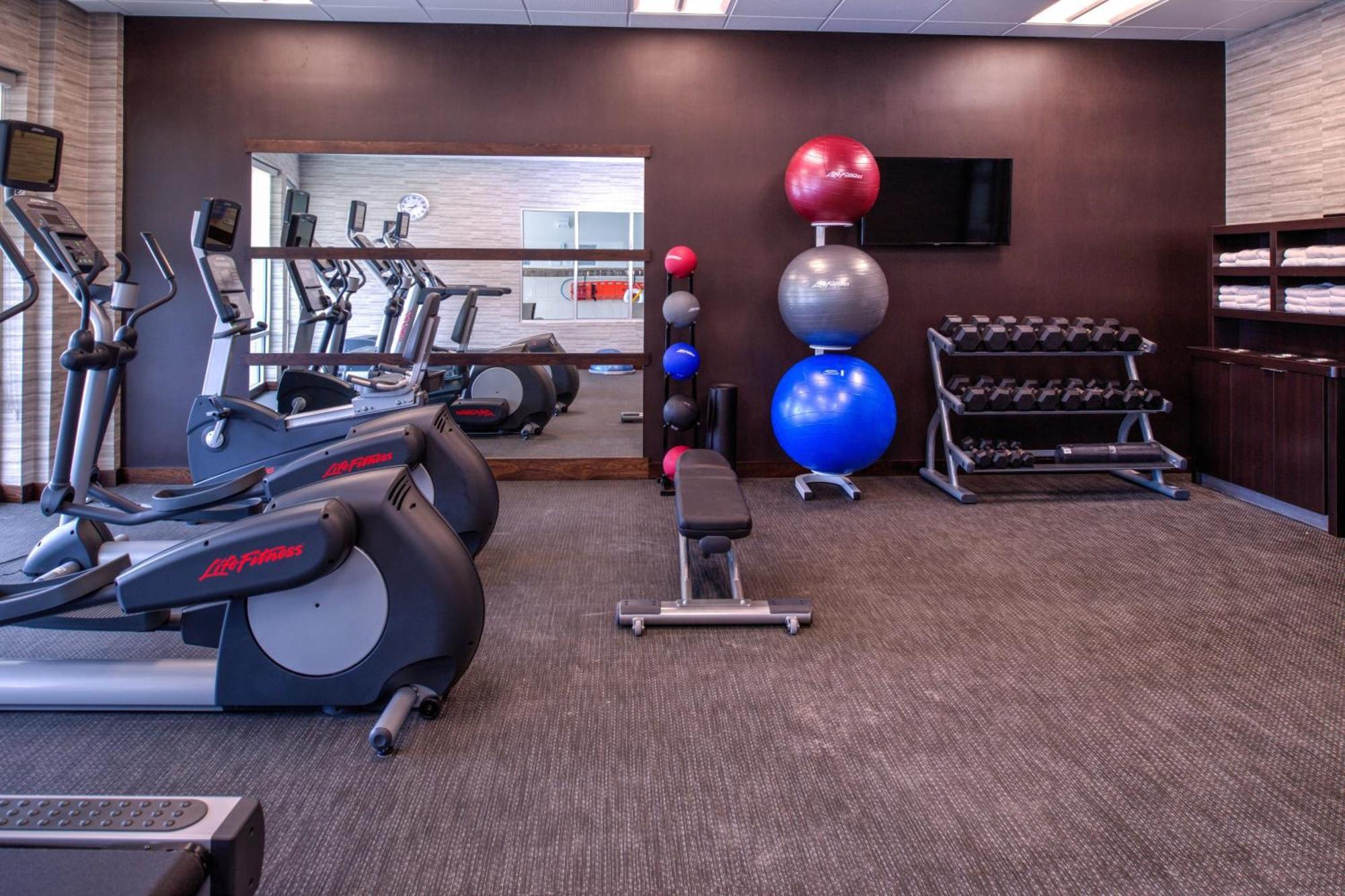 Hotel Courtyard By Marriott Detroit Farmington Farmington Hills Esterno foto