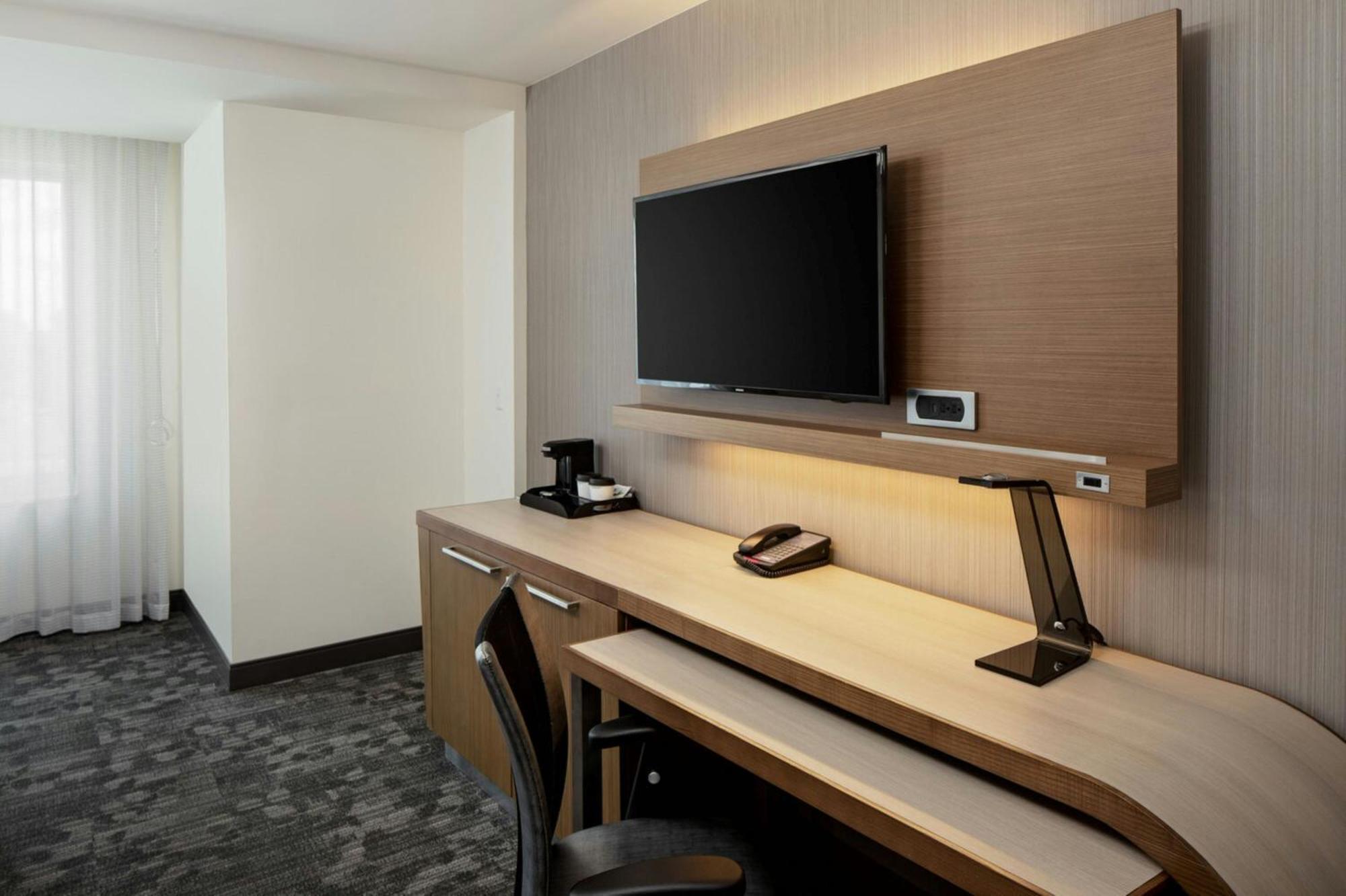 Hotel Courtyard By Marriott Detroit Farmington Farmington Hills Esterno foto