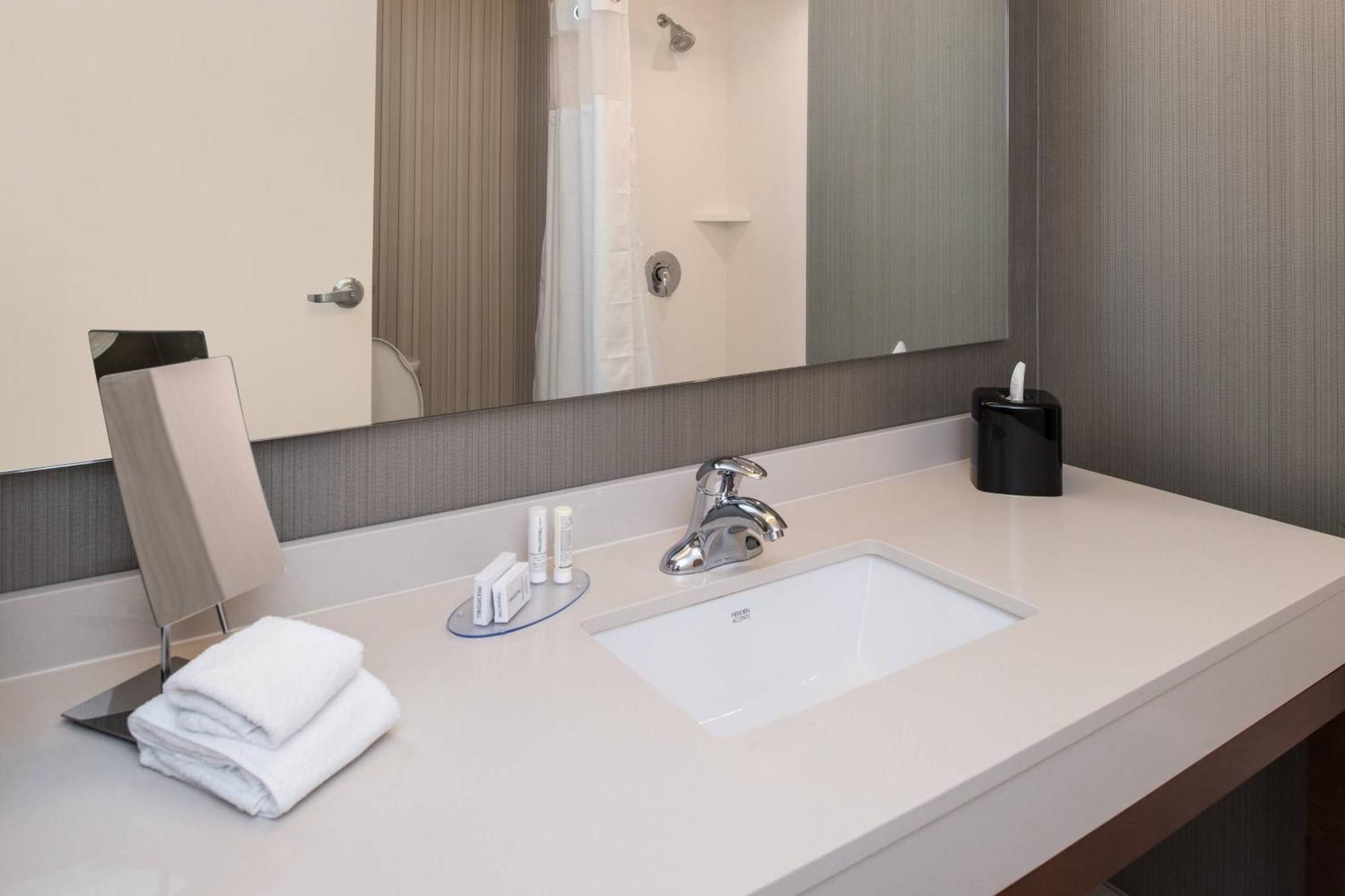 Hotel Courtyard By Marriott Detroit Farmington Farmington Hills Esterno foto